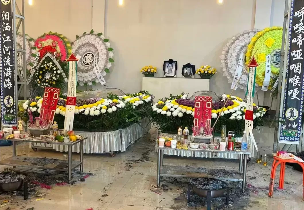 昭通一葬礼上围墙倒塌砸死6人、政府提出每户赔14.6万,家属:需要个说法-第4张图片- 昭通一葬礼上围墙倒塌砸死6人、政府提出每户赔14.6万,家属:需要个说法-第4张图片-