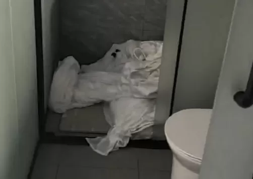 女子108元网上预订酒店,入住半小时要求退房遭拒,一顿操作结果倒赔3万元-第2张图片- 女子108元网上预订酒店,入住半小时要求退房遭拒,一顿操作结果倒赔3万元-第2张图片-