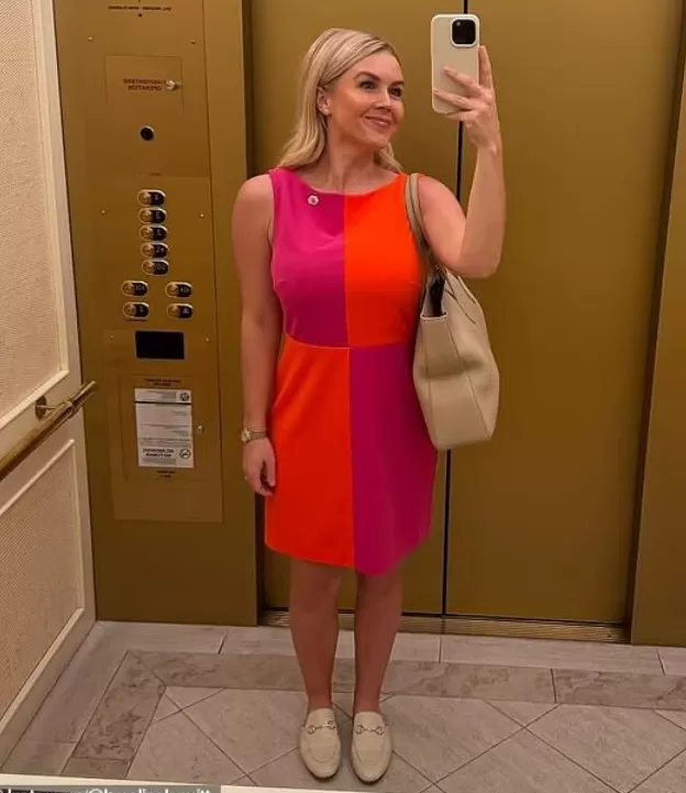 特朗普28岁女发言人在韩国扫货满载而归,开心晒照却惹争议-第6张图片- 特朗普28岁女发言人在韩国扫货满载而归,开心晒照却惹争议-第6张图片-