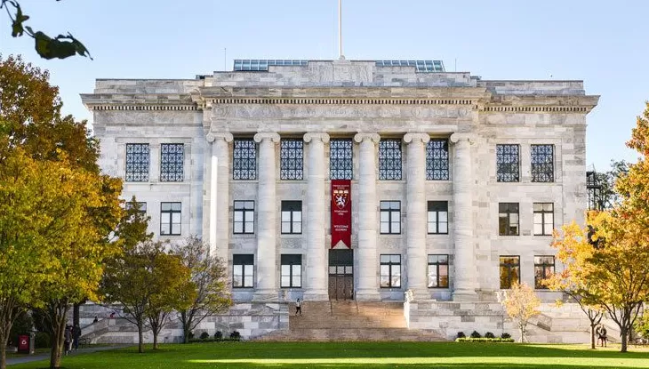 美国哈佛大学医学院发生爆炸,警方公布嫌疑人图像-第2张图片- 美国哈佛大学医学院发生爆炸,警方公布嫌疑人图像-第2张图片-