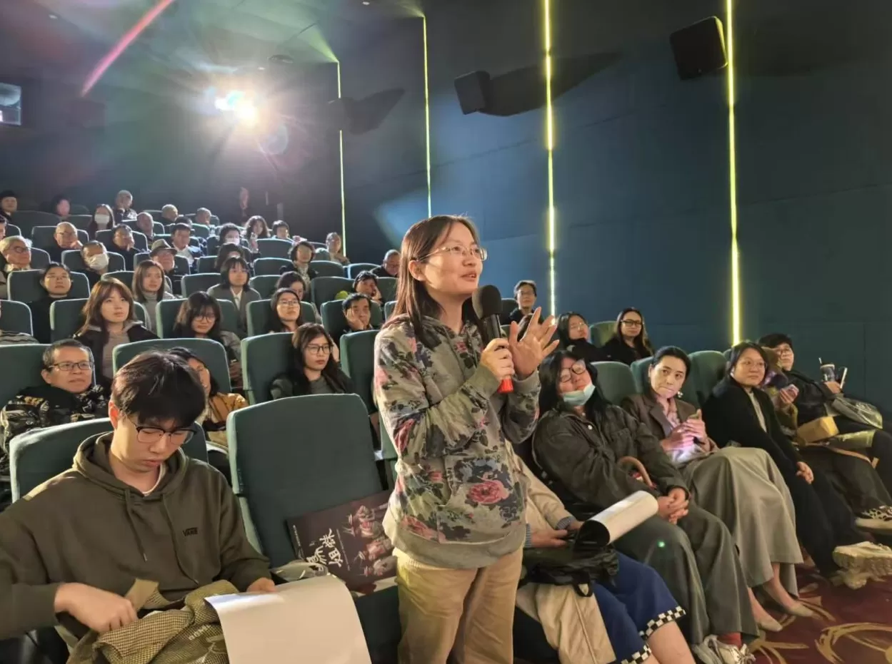 纪录电影《白马姐妹》：跨越24年见证白马藏族时代变迁-第8张图片-