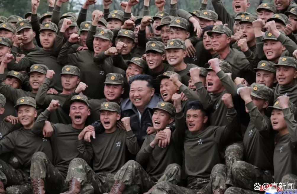 金正恩视察“朝最精锐特种部队”:要让卑鄙下流的敌人闻风丧胆-第3张图片- 金正恩视察“朝最精锐特种部队”:要让卑鄙下流的敌人闻风丧胆-第3张图片-
