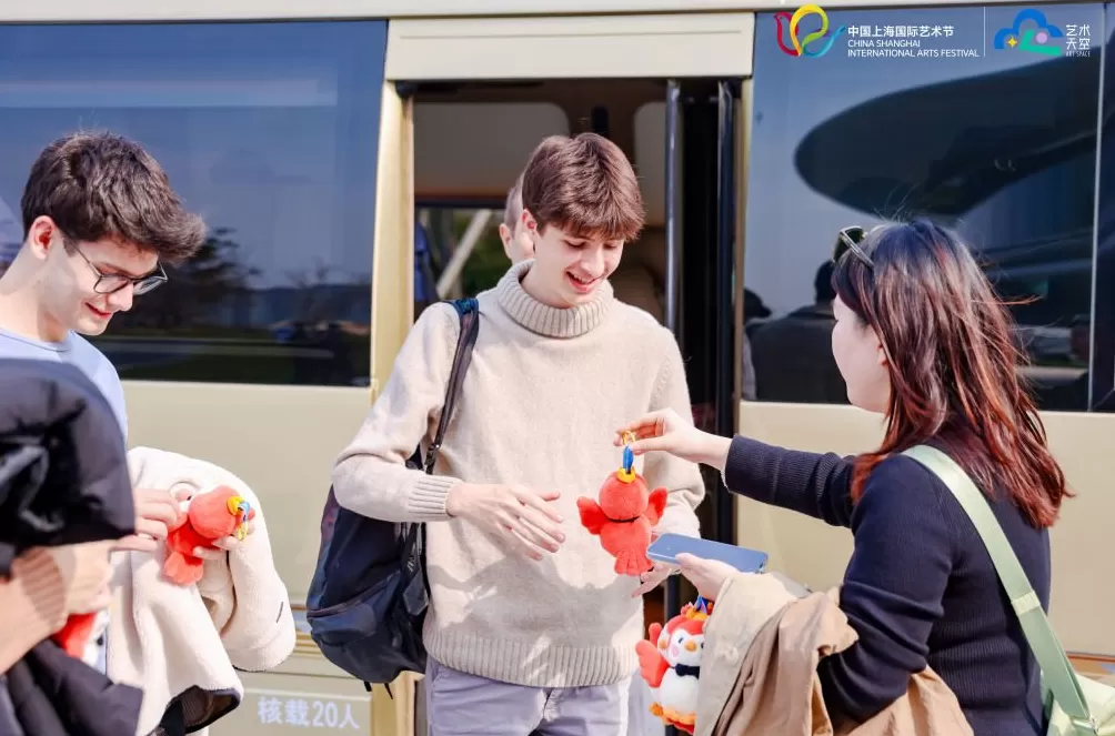 笛韵绕湖、琴音和鸣,意大利GOB乐团在上海“一日跨古今”-第5张图片- 笛韵绕湖、琴音和鸣,意大利GOB乐团在上海“一日跨古今”-第5张图片-