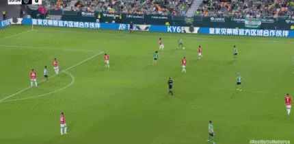 体坛联播｜哈兰德进球数据堪比梅罗，圆神安东尼一人造三球-第13张图片-