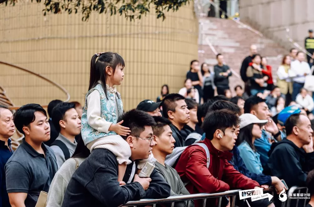 静安街头3x3篮球争霸赛落幕,塑造城市运动潮流新场景-第9张图片- 静安街头3x3篮球争霸赛落幕,塑造城市运动潮流新场景-第9张图片-