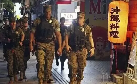 琉球群岛发生:美军单独上街,日本怎么办?-第1张图片- 琉球群岛发生:美军单独上街,日本怎么办?-第1张图片-