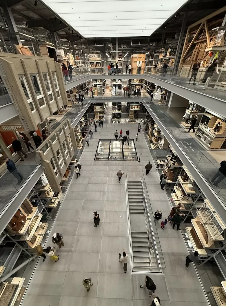 把博物馆库房变成展厅?英国V&A东馆的开放式实验-第5张图片- 把博物馆库房变成展厅?英国V&A东馆的开放式实验-第5张图片-