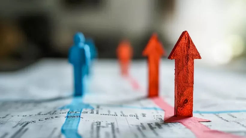 双引擎驱动上市券商业绩狂飙：多家净利翻倍，“三巨头”持续领跑-第2张图片-