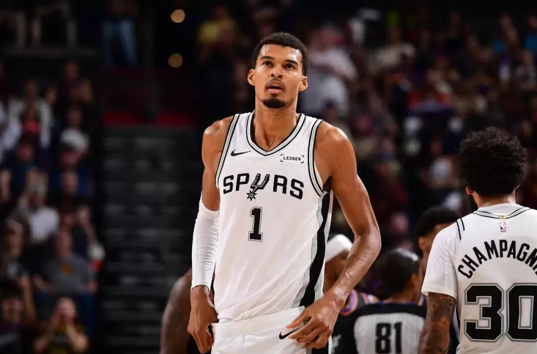 NBA|东契奇赛季首个三双,马刺公牛同日五连胜被终结-第2张图片- NBA|东契奇赛季首个三双,马刺公牛同日五连胜被终结-第2张图片-