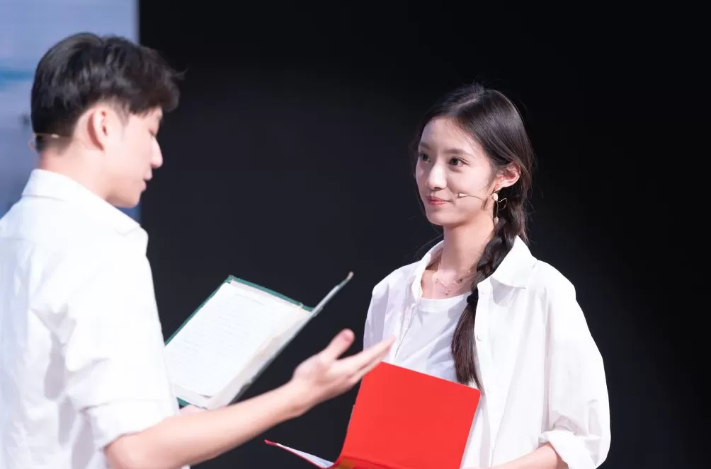 沪喀同心|《大地上的喀什》以文学之声共谱沪喀情深-第6张图片- 沪喀同心|《大地上的喀什》以文学之声共谱沪喀情深-第6张图片-