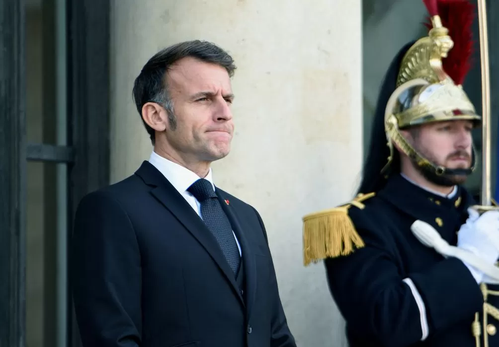 被暂停的退休改革和通不过的富人税：马克龙和法国迈不过的两道坎-第1张图片-