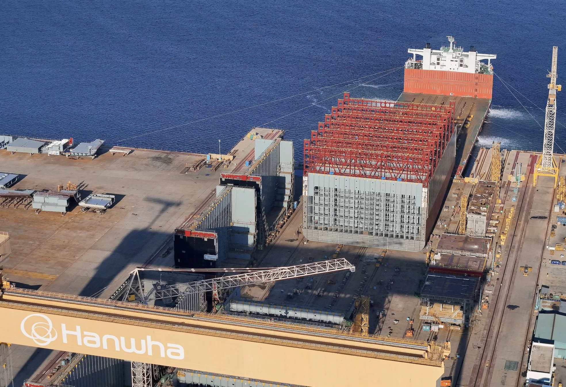 前三季度海洋生产总值达7.9万亿元，海洋新兴产业表现亮眼-第1张图片-