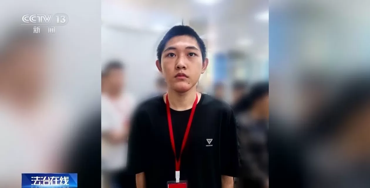 央视对话从缅甸电诈园脱险高中生胡一啸及其父亲，揭秘高薪淘金陷阱-第1张图片-