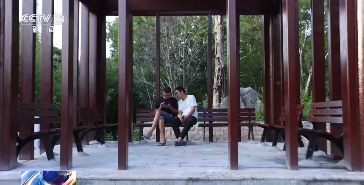 央视对话从缅甸电诈园脱险高中生胡一啸及其父亲，揭秘高薪淘金陷阱-第20张图片-