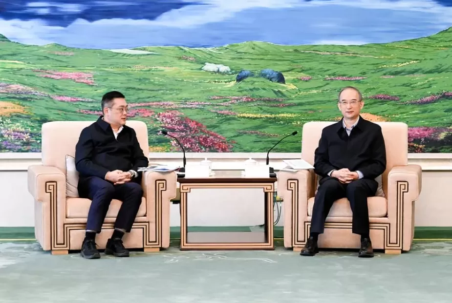 吉林省委书记黄强会见新上任的福耀集团董事长曹晖-第1张图片-