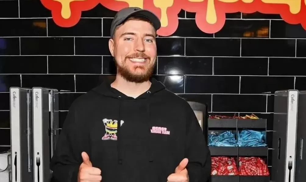 影视飓风,终究成了T恤卖得最爆的公司-第7张图片- 影视飓风,终究成了T恤卖得最爆的公司-第7张图片-