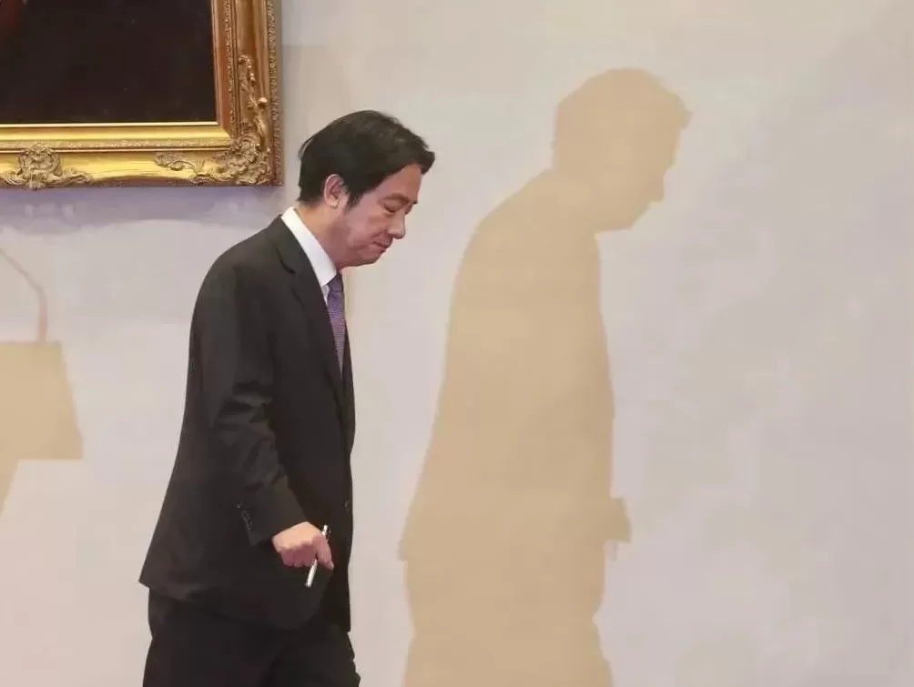 从“隐形的战机”到“浮不起的潜艇”，岛内“疑赖”论持续发酵-第1张图片-