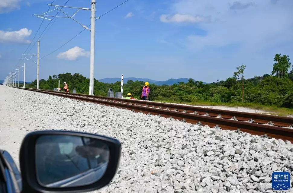 记者手记丨在延伸向未来的铁轨上-第2张图片- 记者手记丨在延伸向未来的铁轨上-第2张图片-