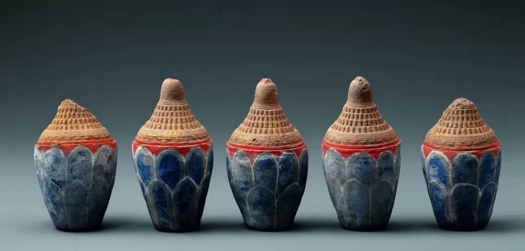 一周展讯 | 上海双年展听到蜜蜂, 广东美术展解读岭南-第16张图片- 一周展讯 | 上海双年展听到蜜蜂, 广东美术展解读岭南-第16张图片-