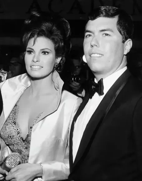 《音乐之声》中小女儿饰演者控诉:因遭性侵退出演艺圈-第6张图片- 《音乐之声》中小女儿饰演者控诉:因遭性侵退出演艺圈-第6张图片-