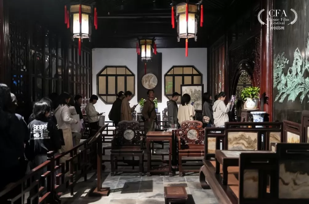 王祖贤宫泽理惠版《游园惊梦》修复版在苏州留园重映-第8张图片- 王祖贤宫泽理惠版《游园惊梦》修复版在苏州留园重映-第8张图片-