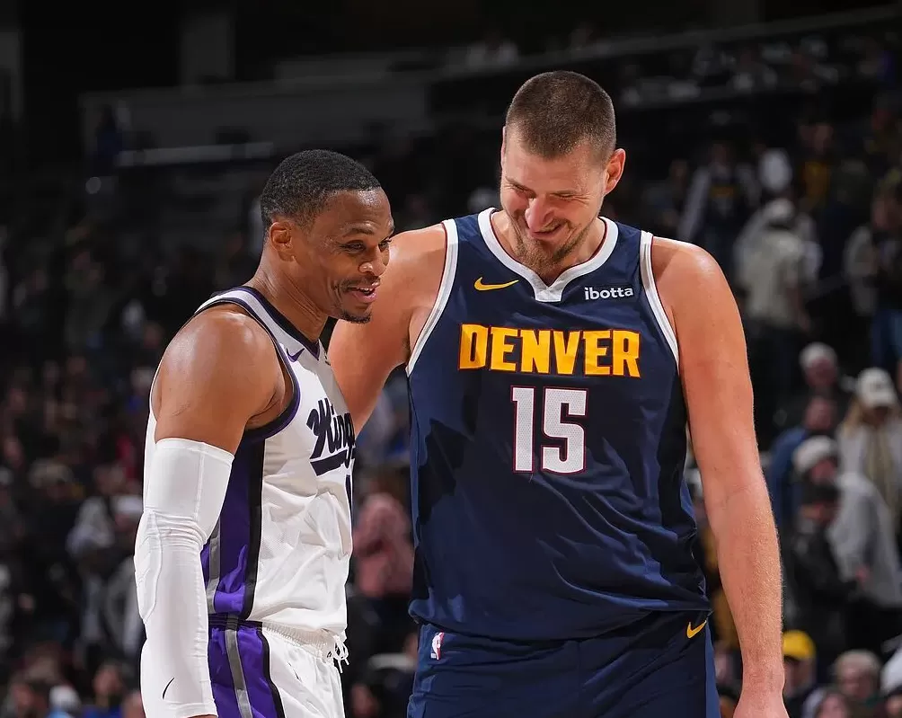 NBA战旧主之日:鲍威尔送快船主场首败,艾顿弑杀开拓者-第9张图片- NBA战旧主之日:鲍威尔送快船主场首败,艾顿弑杀开拓者-第9张图片-