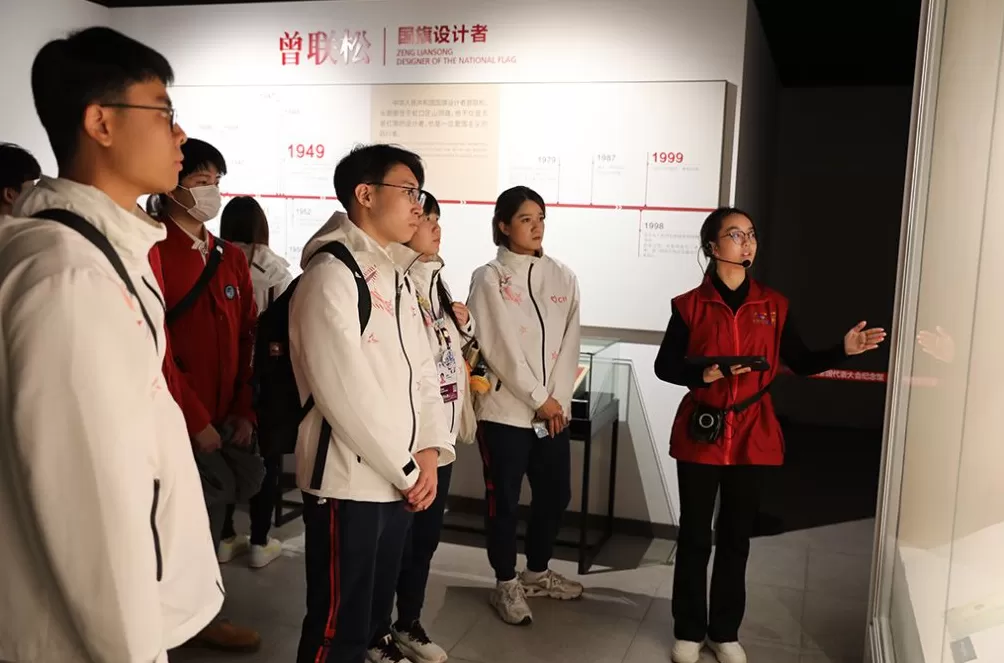 中共四大纪念馆迎来今年第100万名观众,是位来自澳门的“00后”-第2张图片- 中共四大纪念馆迎来今年第100万名观众,是位来自澳门的“00后”-第2张图片-