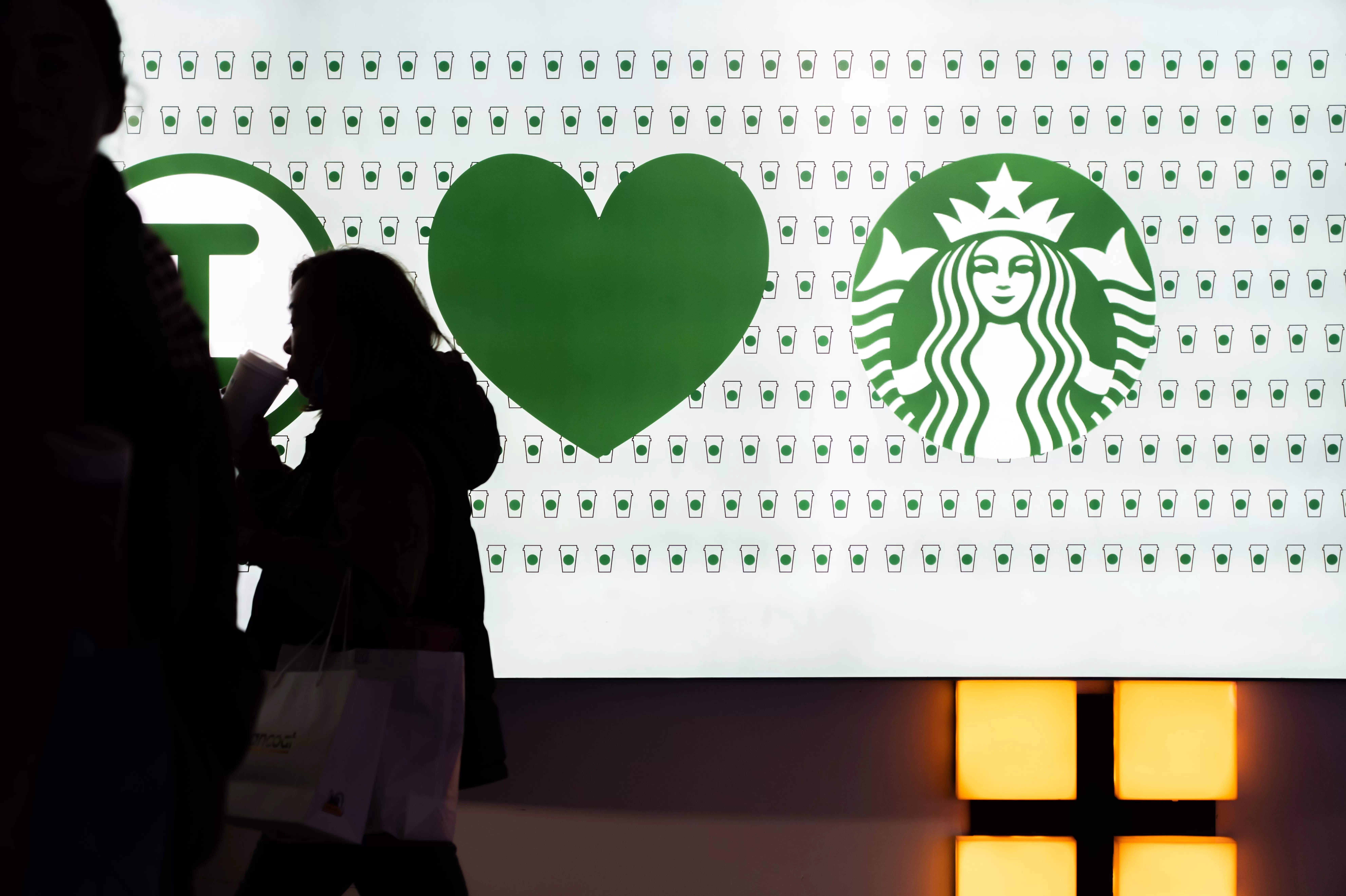 商业头条No.98 | 星巴克怎么办-第2张图片- 商业头条No.98 | 星巴克怎么办-第2张图片-