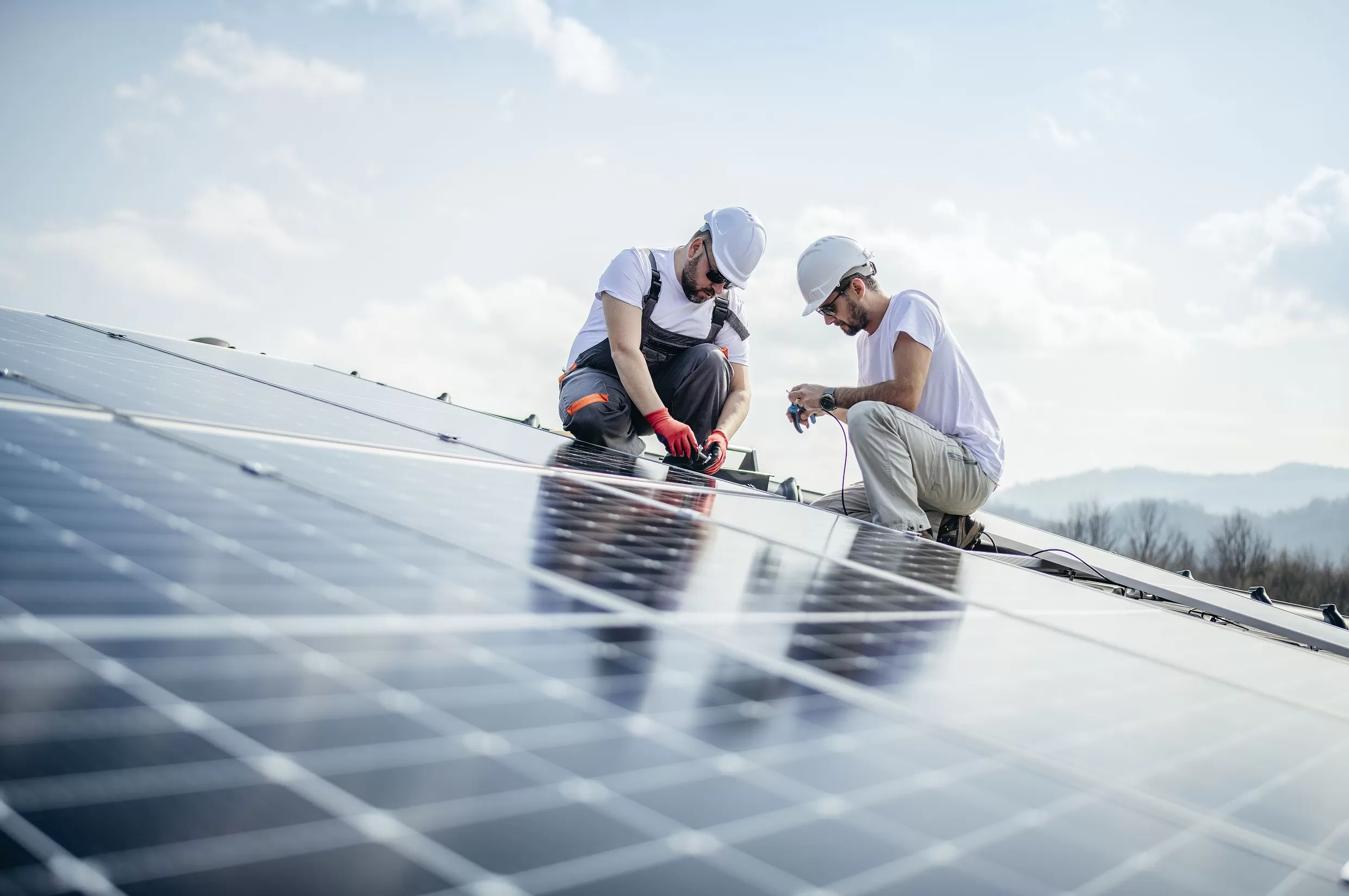 光伏龙头三季度业绩集体回暖,为何晶澳科技例外?-第1张图片- 光伏龙头三季度业绩集体回暖,为何晶澳科技例外?-第1张图片-