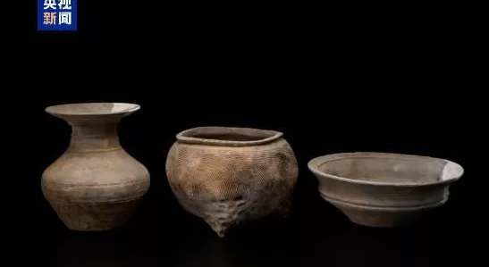 首次集中出现西安发现25座战国积石墓-第2张图片- 首次集中出现西安发现25座战国积石墓-第2张图片-