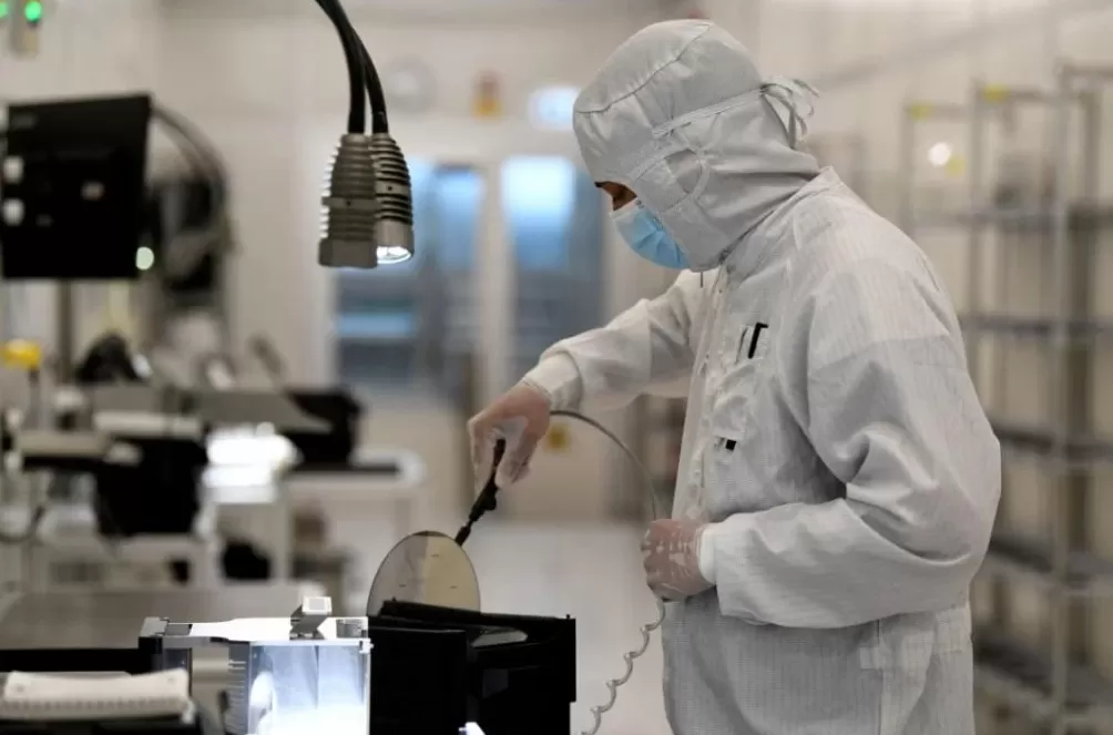 荷兰开辟新战场，却被与中国休战的美国耍了-第3张图片-