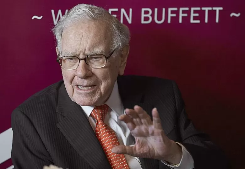 “卖飞”500亿后再出手,巴菲特或于三季度再次减持苹果股票-第1张图片- “卖飞”500亿后再出手,巴菲特或于三季度再次减持苹果股票-第1张图片-