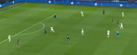 体坛联播｜利物浦送皇马欧冠首败，阿森纳追平122年纪录-第5张图片-