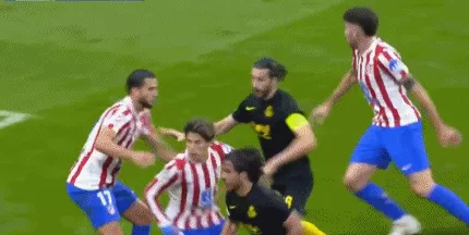 体坛联播｜利物浦送皇马欧冠首败，阿森纳追平122年纪录-第14张图片-