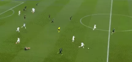 体坛联播｜利物浦送皇马欧冠首败，阿森纳追平122年纪录-第19张图片-