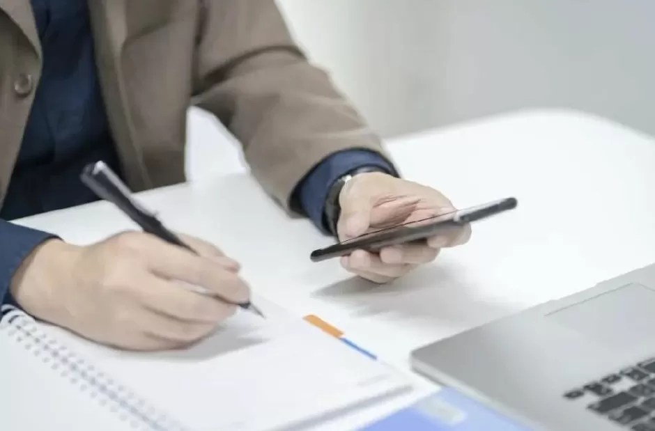 违规拍摄涉密文件多人被处分国安机关最新提示-第1张图片- 违规拍摄涉密文件多人被处分国安机关最新提示-第1张图片-