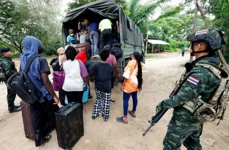 缅北KK园区遭突袭后引发“抢人潮”,诈骗集团开高价哄抢逃亡者-第1张图片- 缅北KK园区遭突袭后引发“抢人潮”,诈骗集团开高价哄抢逃亡者-第1张图片-