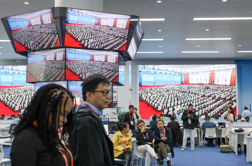 进博直击｜第八届进博会开幕，中外记者聚焦大会现场-第1张图片-