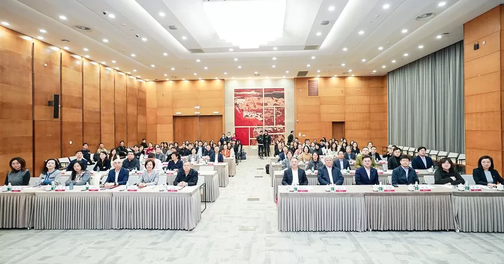 串起跨越百年的新闻信仰,上海交大多了一条“韬奋路”-第2张图片- 串起跨越百年的新闻信仰,上海交大多了一条“韬奋路”-第2张图片-