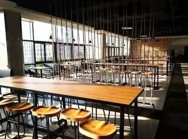 学校食堂的帝王蟹,走为上策-第3张图片- 学校食堂的帝王蟹,走为上策-第3张图片-