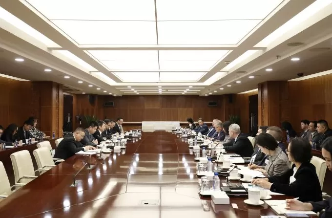 李成钢国际贸易谈判代表兼副部长会见美国农产品贸易代表团-第1张图片-