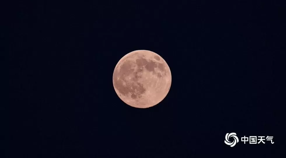 第一波“超级月亮”美图来了-第9张图片- 第一波“超级月亮”美图来了-第9张图片-