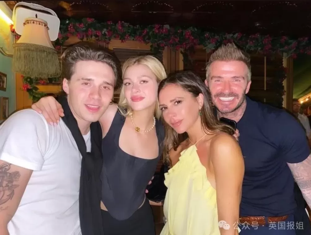 贝克汉姆正式封爵!维多利亚携全家盛装庆贺,好大儿和儿媳依然不给面子没来-第20张图片- 贝克汉姆正式封爵!维多利亚携全家盛装庆贺,好大儿和儿媳依然不给面子没来-第20张图片-