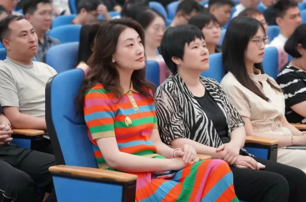 宗馥莉“换将”：祝丽丹下，郑群娣上！-第3张图片-