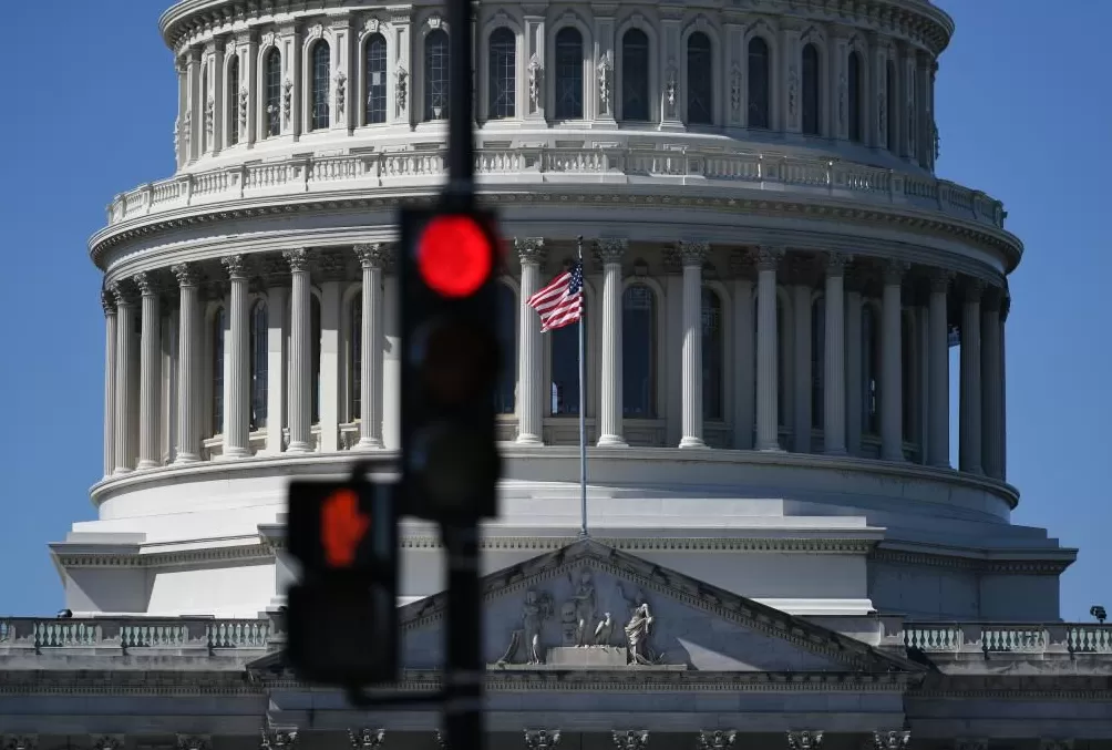 “停摆”追平纪录美交通部长警告“大规模混乱”即将来临-第1张图片-