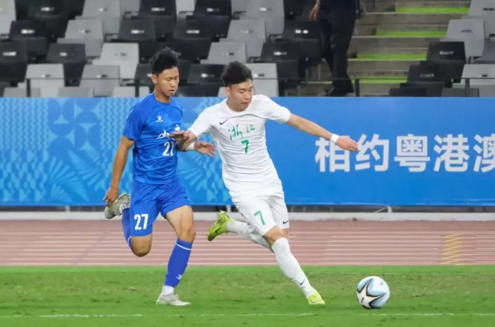 体坛联播|巴萨切尔西客场遇冷门打平,全运会足球抽签定出线-第19张图片- 体坛联播|巴萨切尔西客场遇冷门打平,全运会足球抽签定出线-第19张图片-