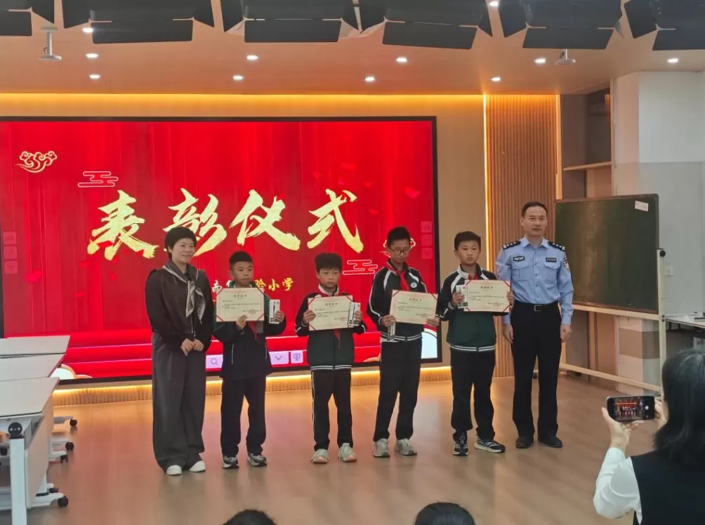 “我在马路边捡到一分钱”,万元版-第9张图片- “我在马路边捡到一分钱”,万元版-第9张图片-