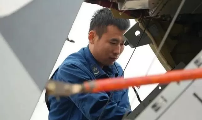 战机编队昼夜鏖战一组硬核训练大图来袭-第5张图片- 战机编队昼夜鏖战一组硬核训练大图来袭-第5张图片-