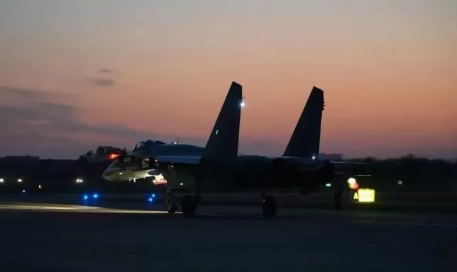 战机编队昼夜鏖战一组硬核训练大图来袭-第9张图片- 战机编队昼夜鏖战一组硬核训练大图来袭-第9张图片-