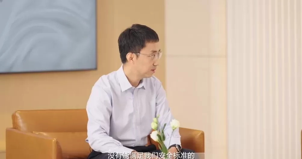 “金牌客服”李小龙:华为历史上充电宝从来没有召回过-第4张图片- “金牌客服”李小龙:华为历史上充电宝从来没有召回过-第4张图片-